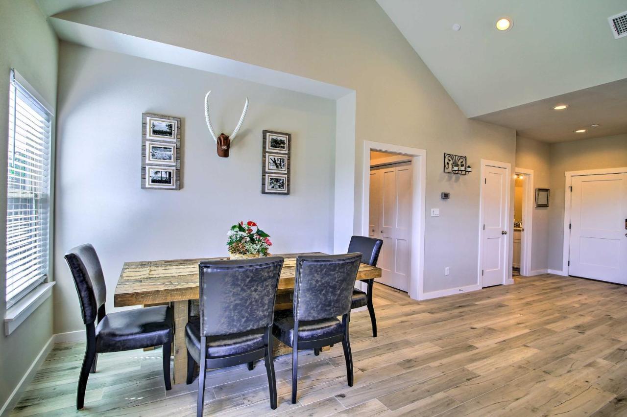 Uncorked Ranch Hill Country Home 1 Mi To Winery เฟรเดอริกส์เบิร์ก ภายนอก รูปภาพ